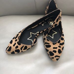 NWOT Gianni Bini leopard print flats